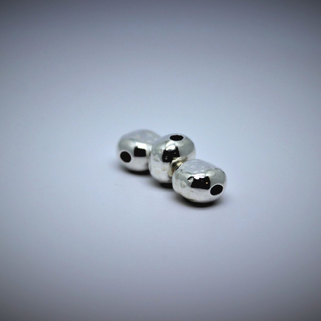 Litteä rosoinen hopeahelmi 8,5mm