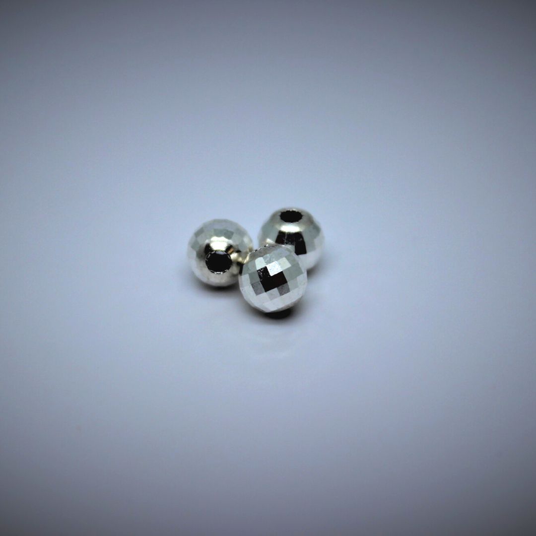 Peilipallohelmi 6mm
